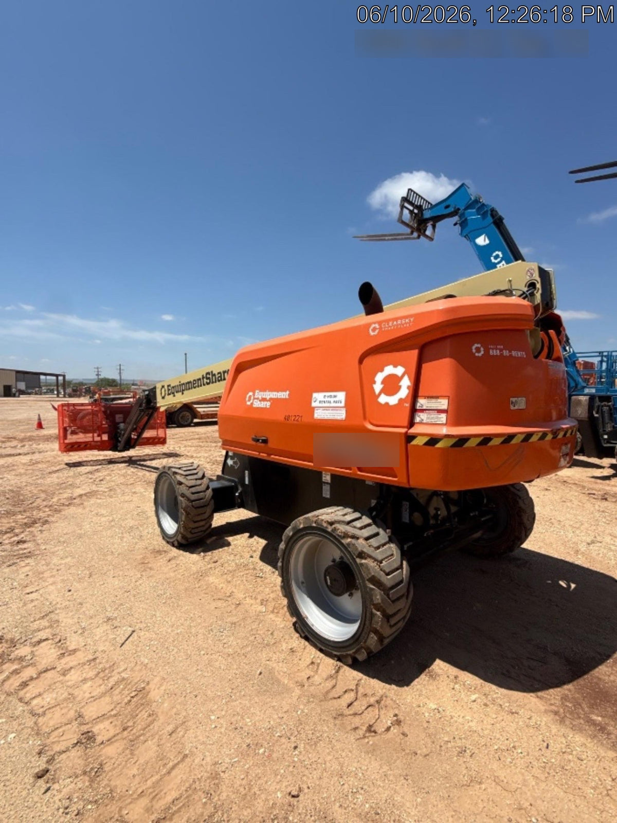 2024 JLG 660SJ