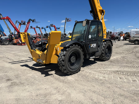 2025 JCB 510-56