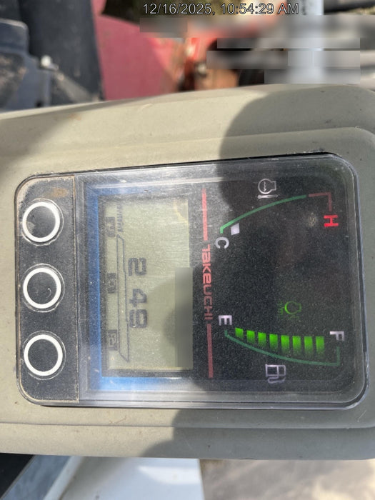 2021 TAKEUCHI TB235-2R