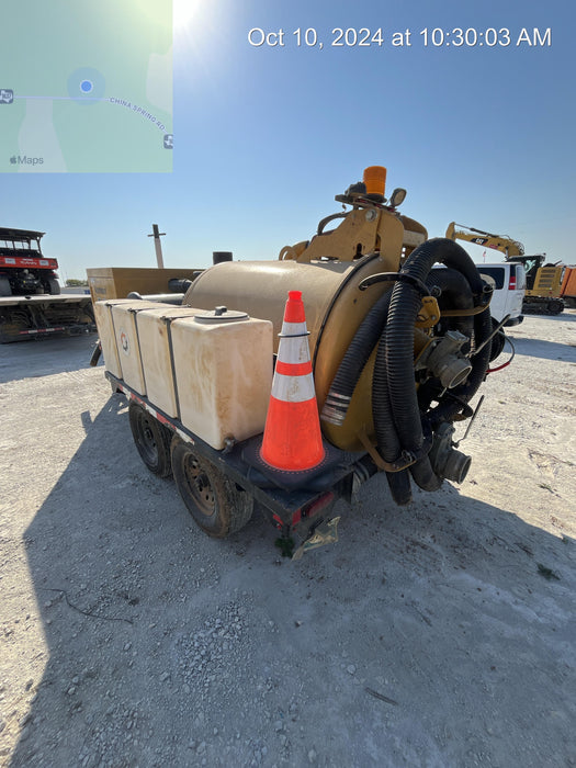 2023 VAC-TRON LP573XDT