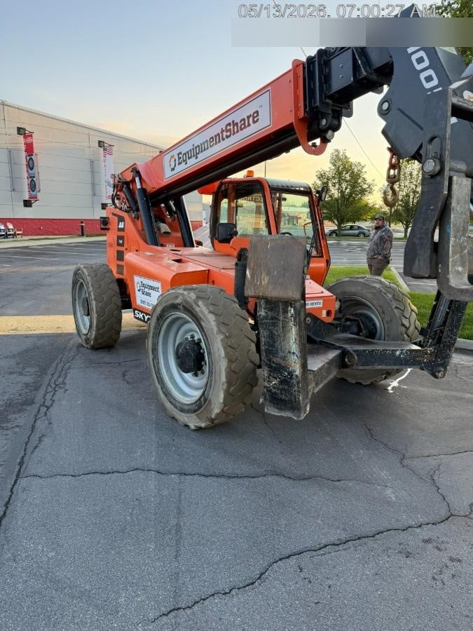 2021 SKYTRAK 10054