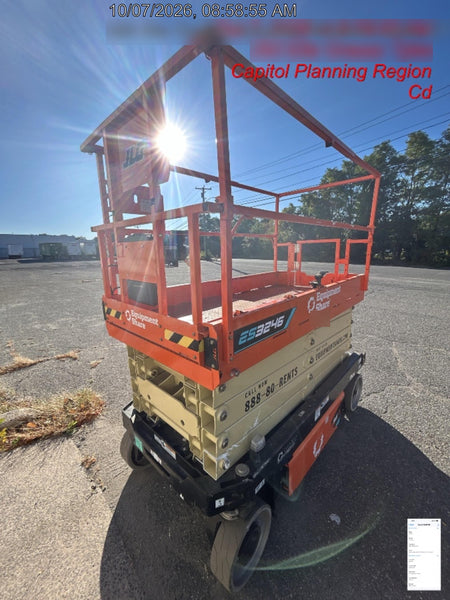 2025 JLG ES3246