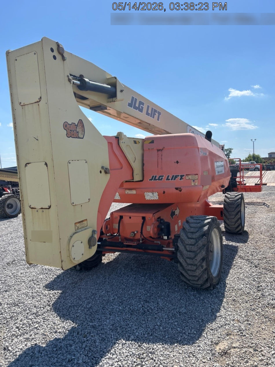 2019 JLG 800AJ