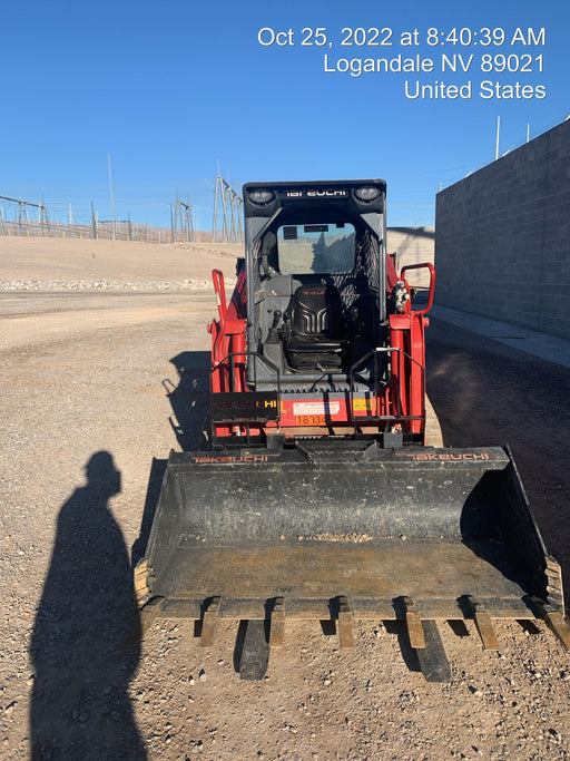 2021 TAKEUCHI 48" Pallet Forks - Takeuchi