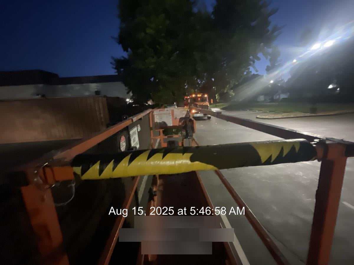 2022 JLG ES2632