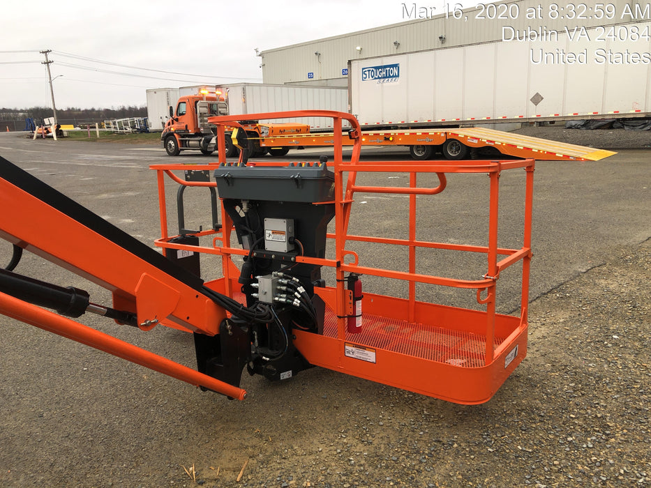 2019 JLG 600AJ