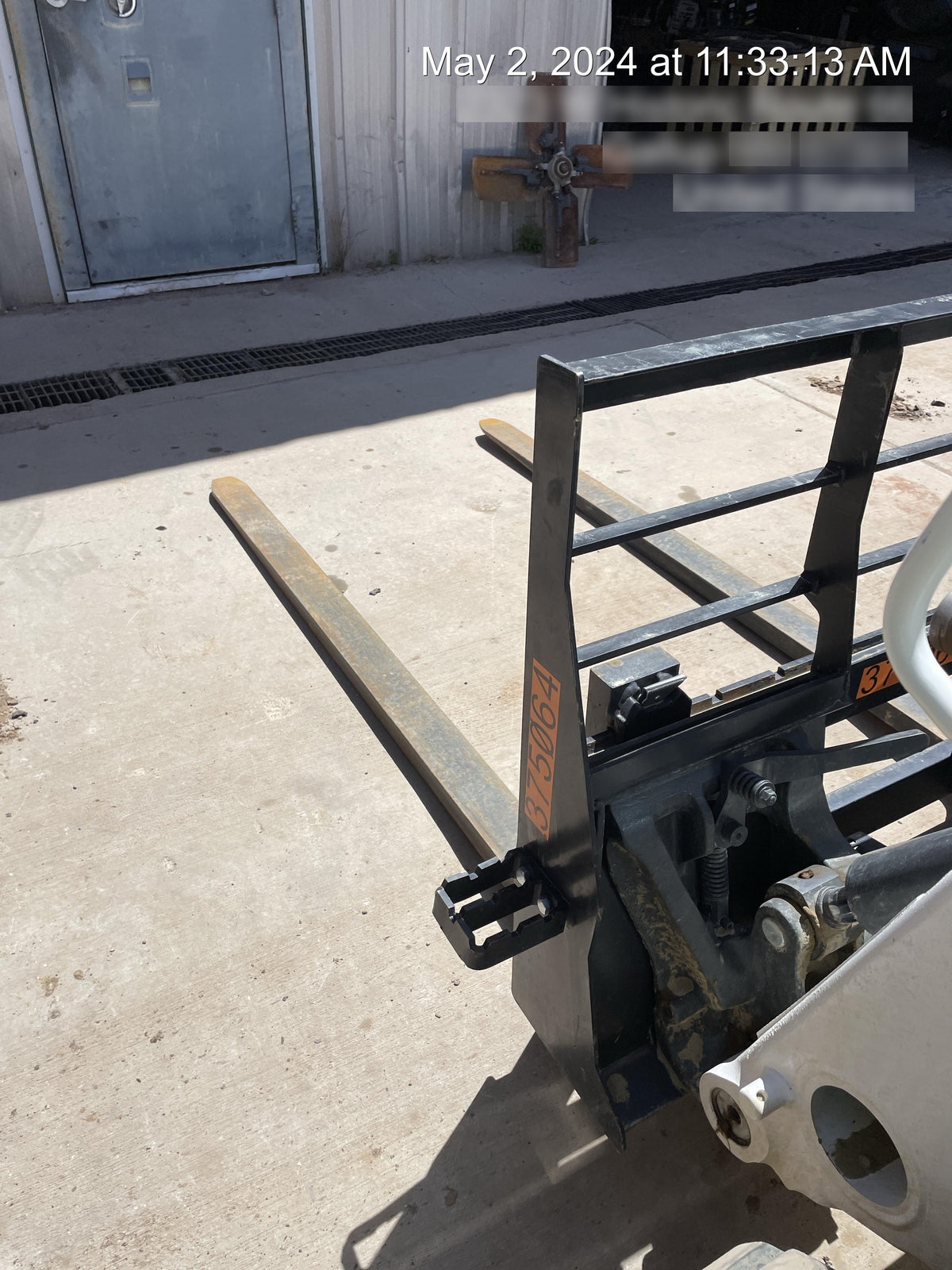 2023 ARROW MATERIAL HANDLING 72" Pallet Forks - Arrow