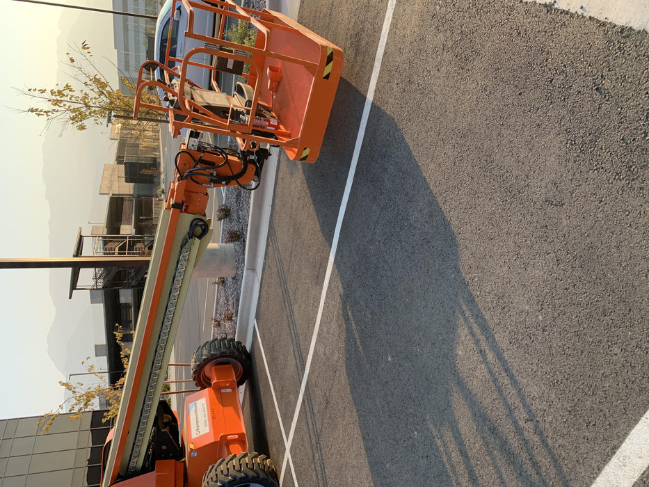 2020 JLG 600S