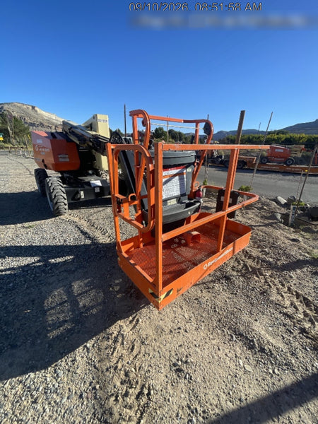 2023 JLG 340AJ