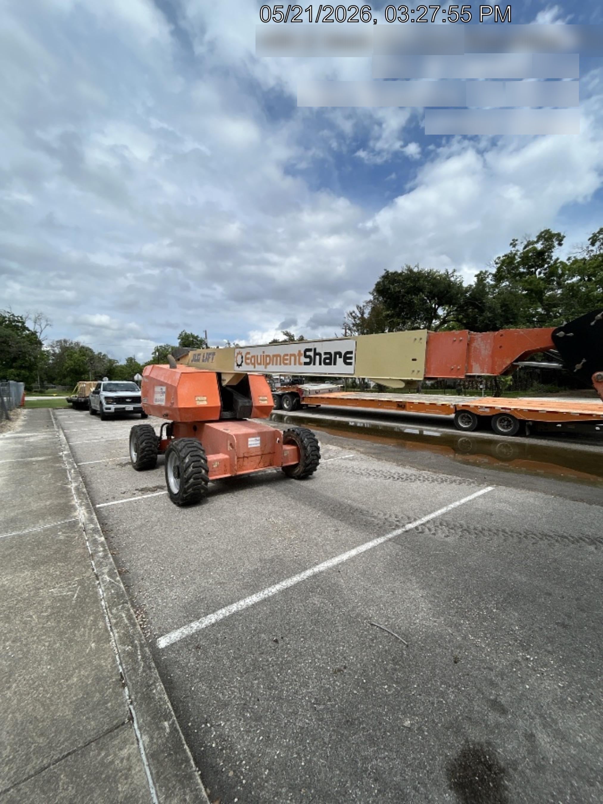 2016 JLG 660SJ