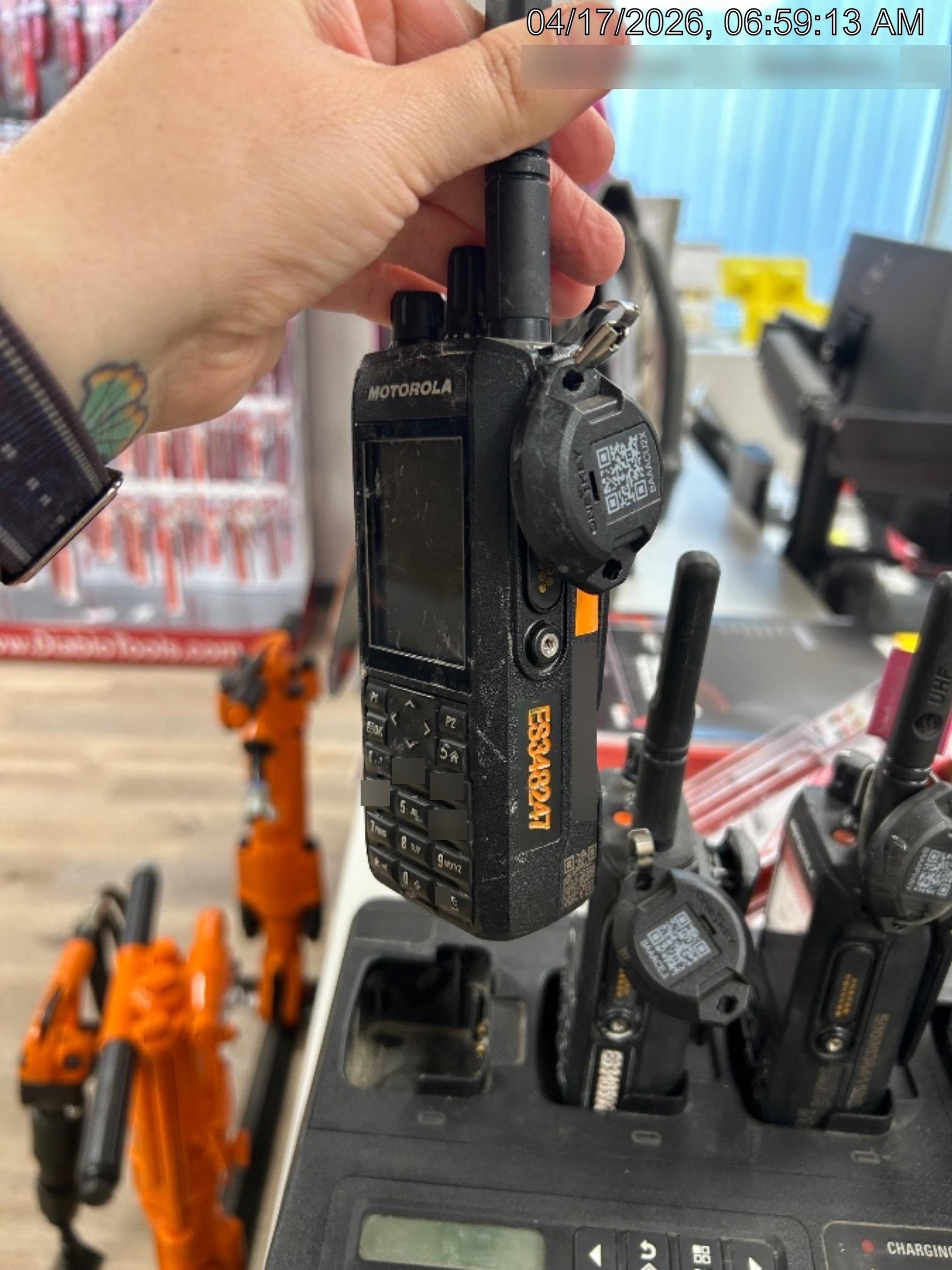 2023 MOTOROLA R7 DISPLAY