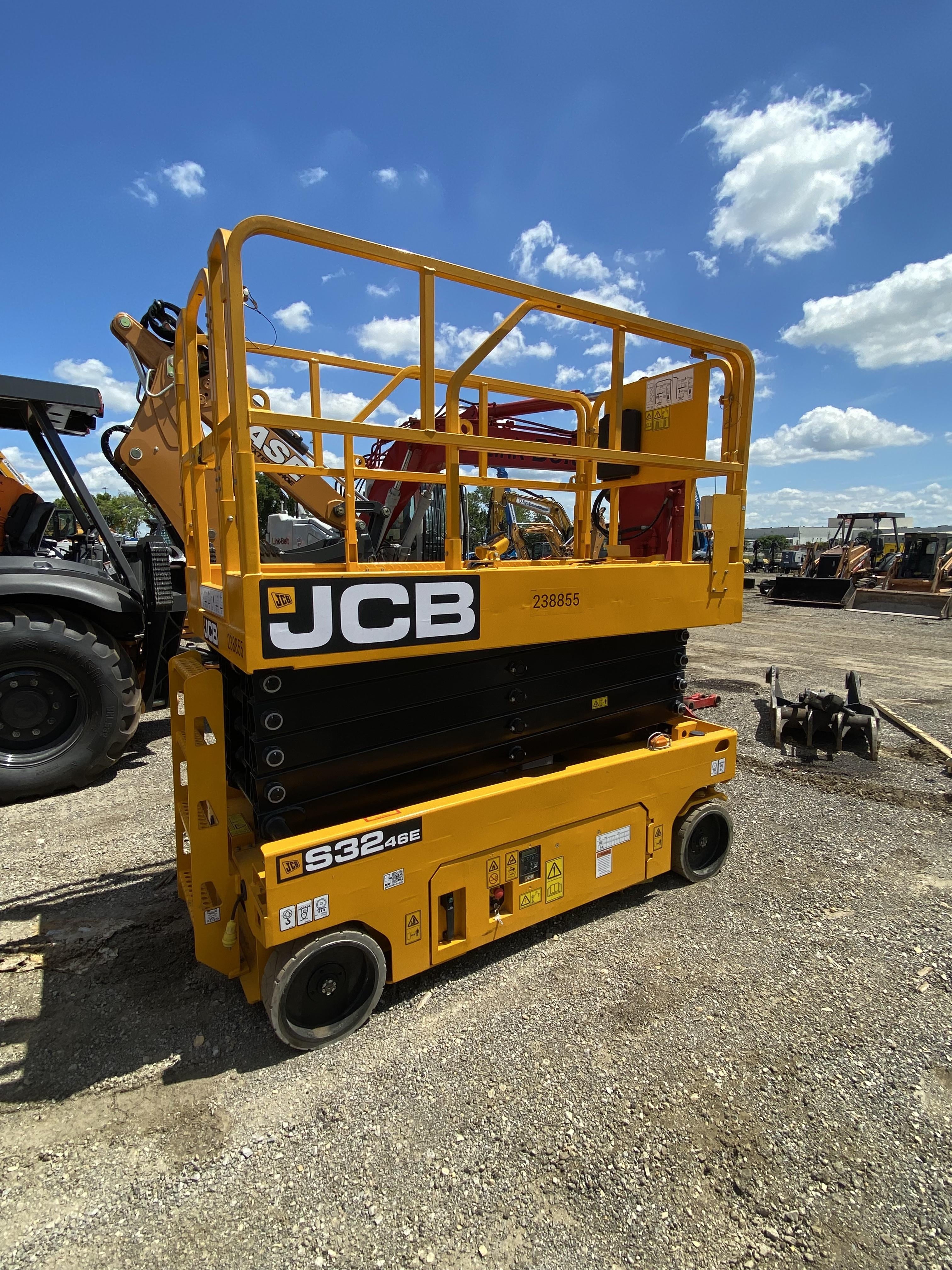 2022 JCB S3246E