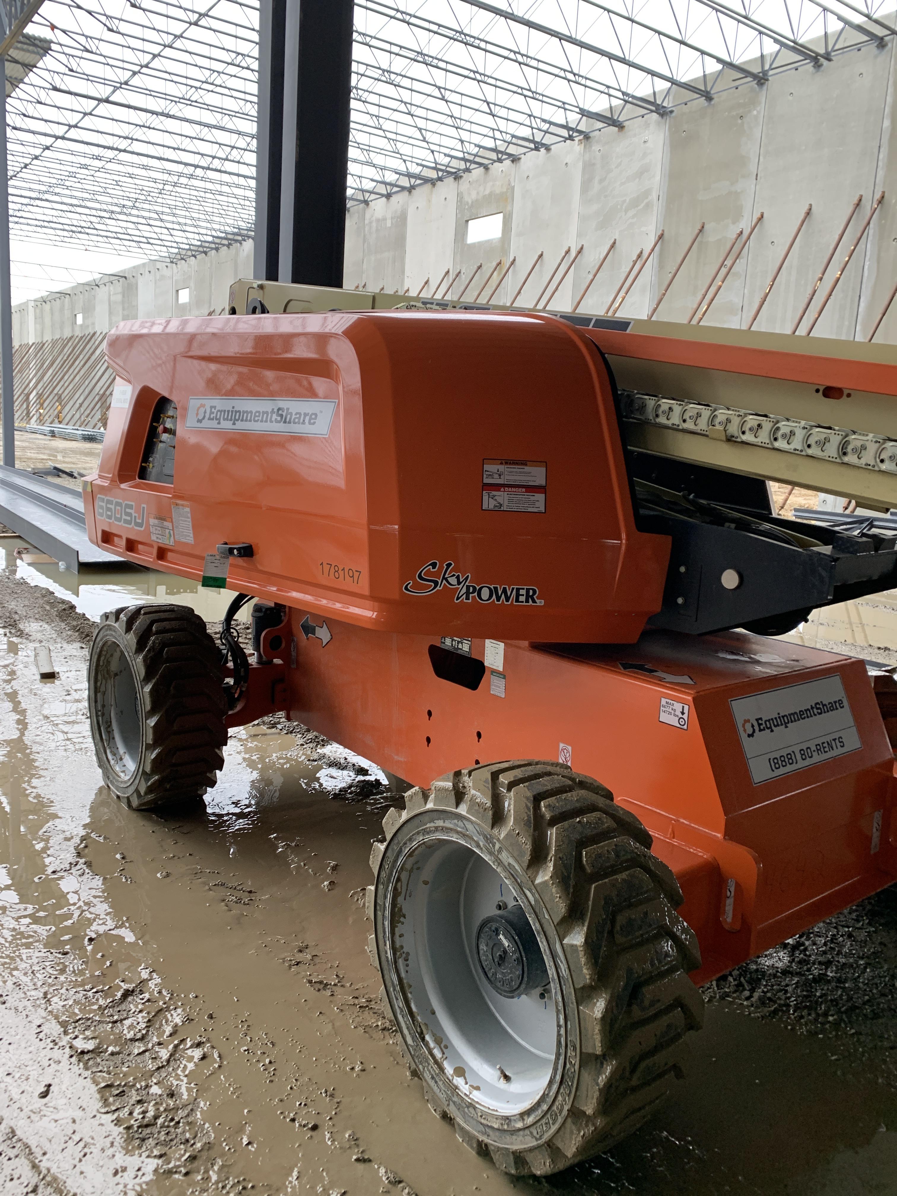2021 JLG 660SJ