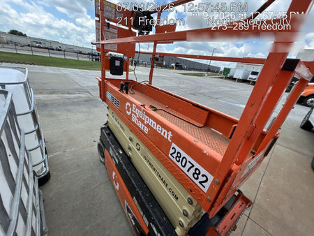 2022 JLG ES1932