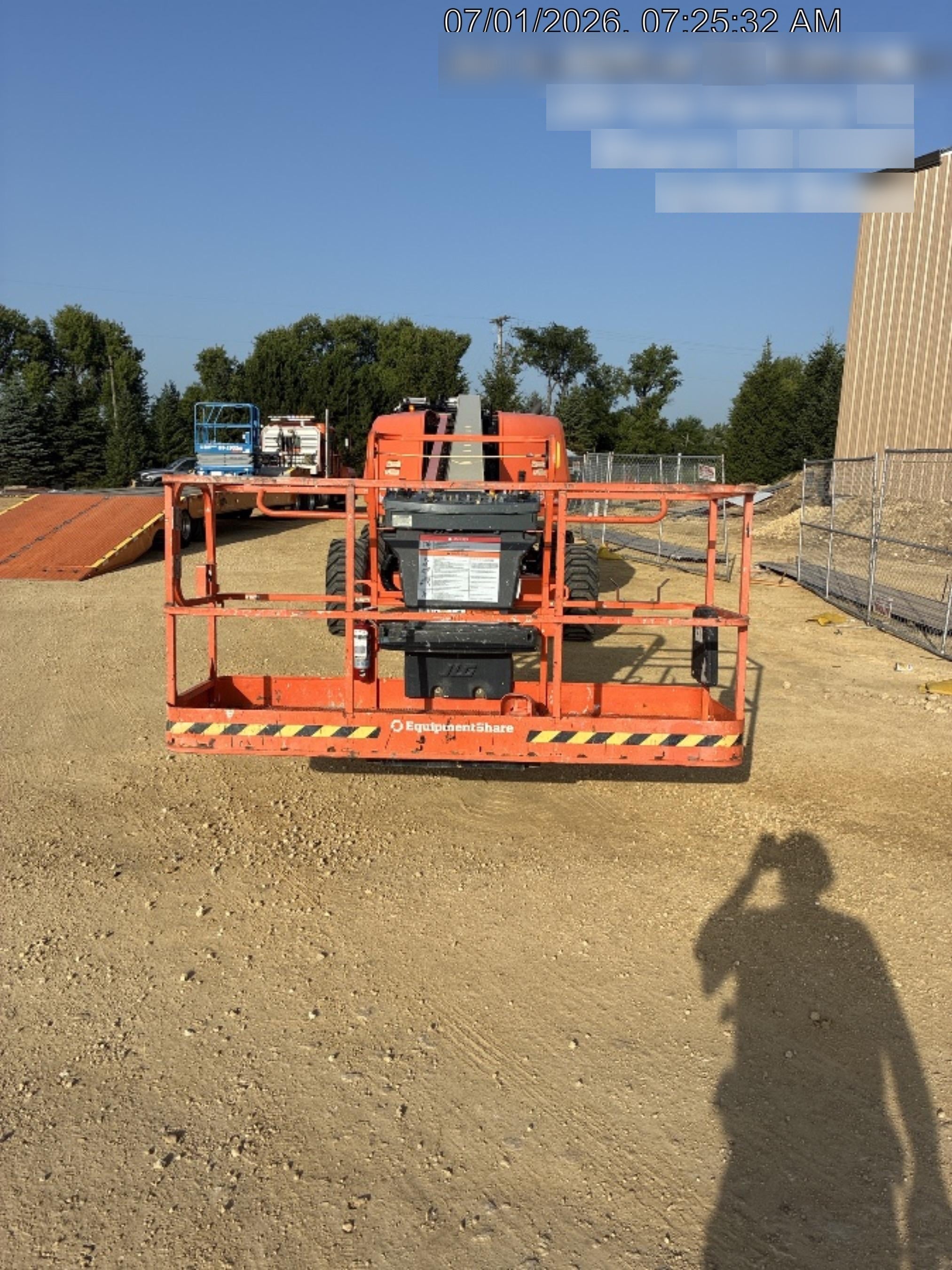 2022 JLG 600S