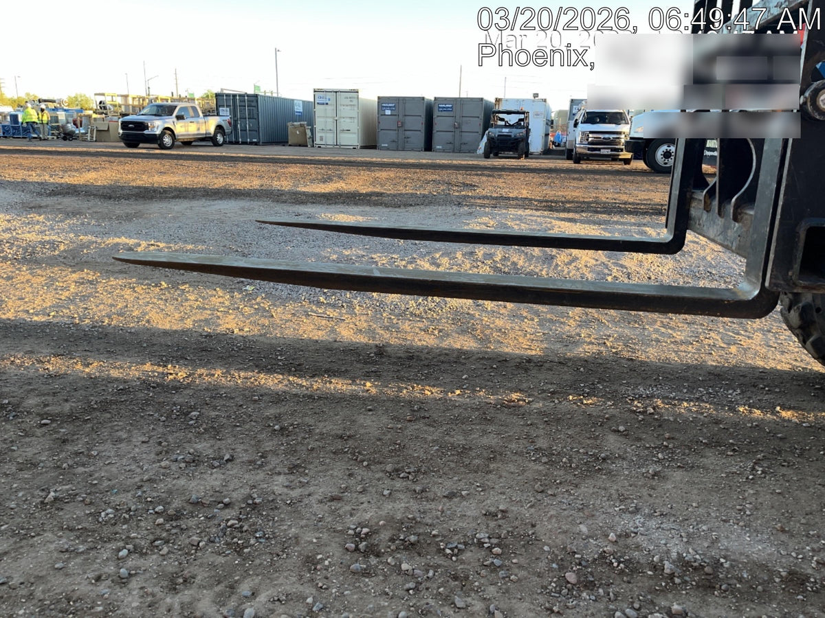 2018 Genie GTH-636 Genie GTH-636 w/Open ROPS, Work Lights, Solid Tires, RH Cab Mesh, Beacon, 48" Carriage and Forks