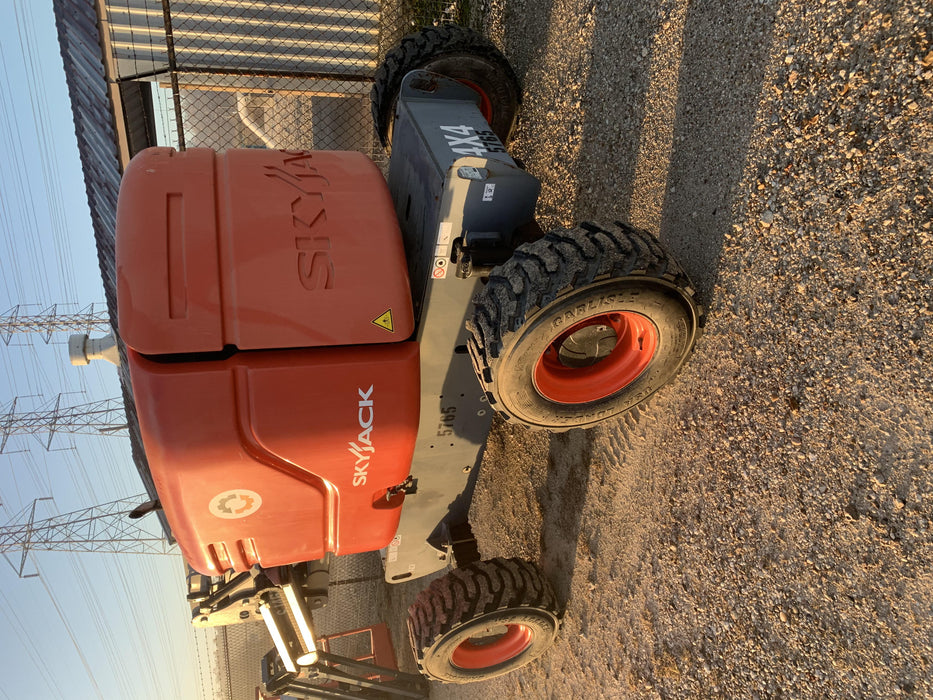 2017 SKYJACK SJ46 AJ