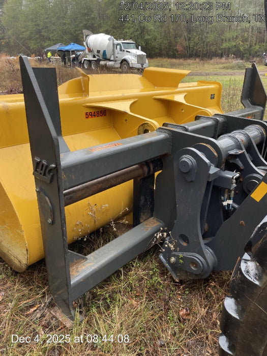 2025 JOHN DEERE 96" Loader Fork Carriage - John Deere