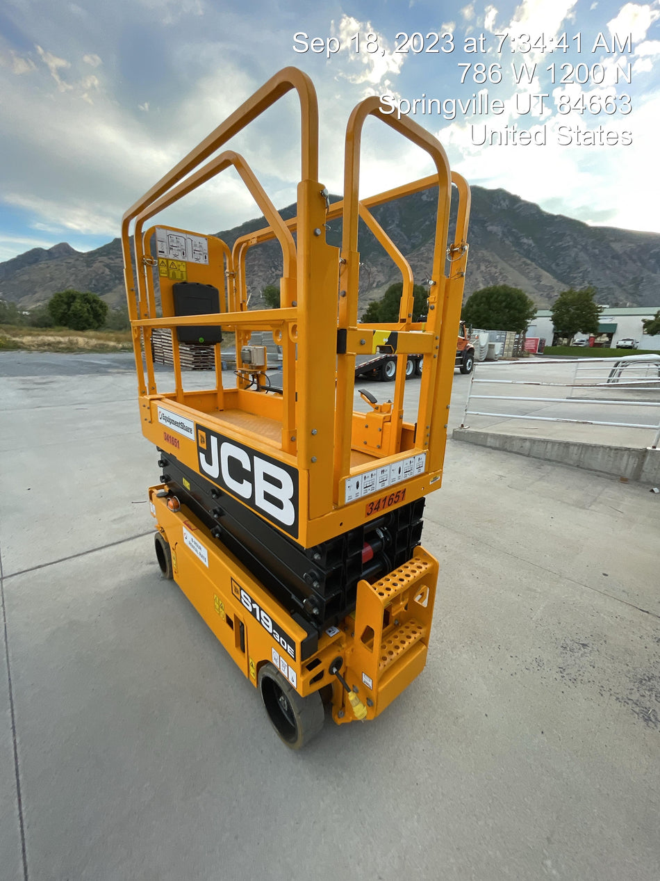 2023 JCB S1930E