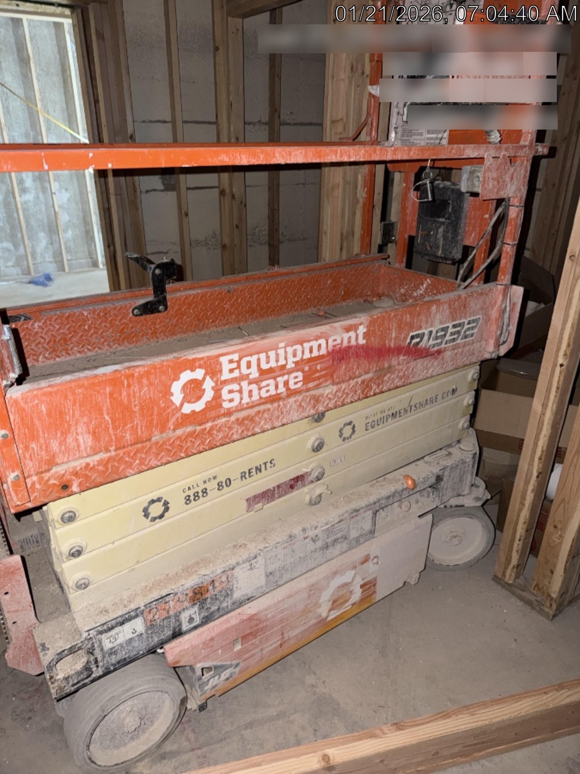 2022 JLG R1932
