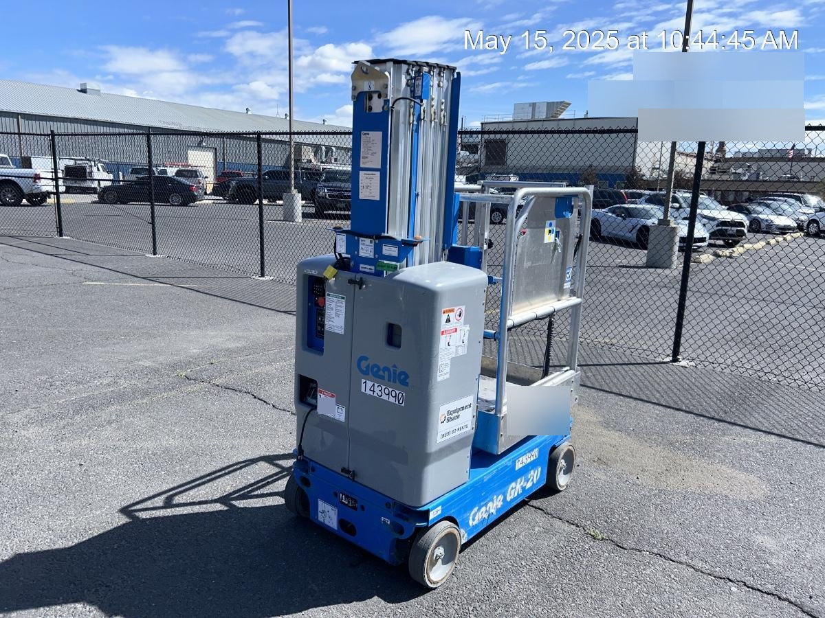 2021 GENIE GR-20