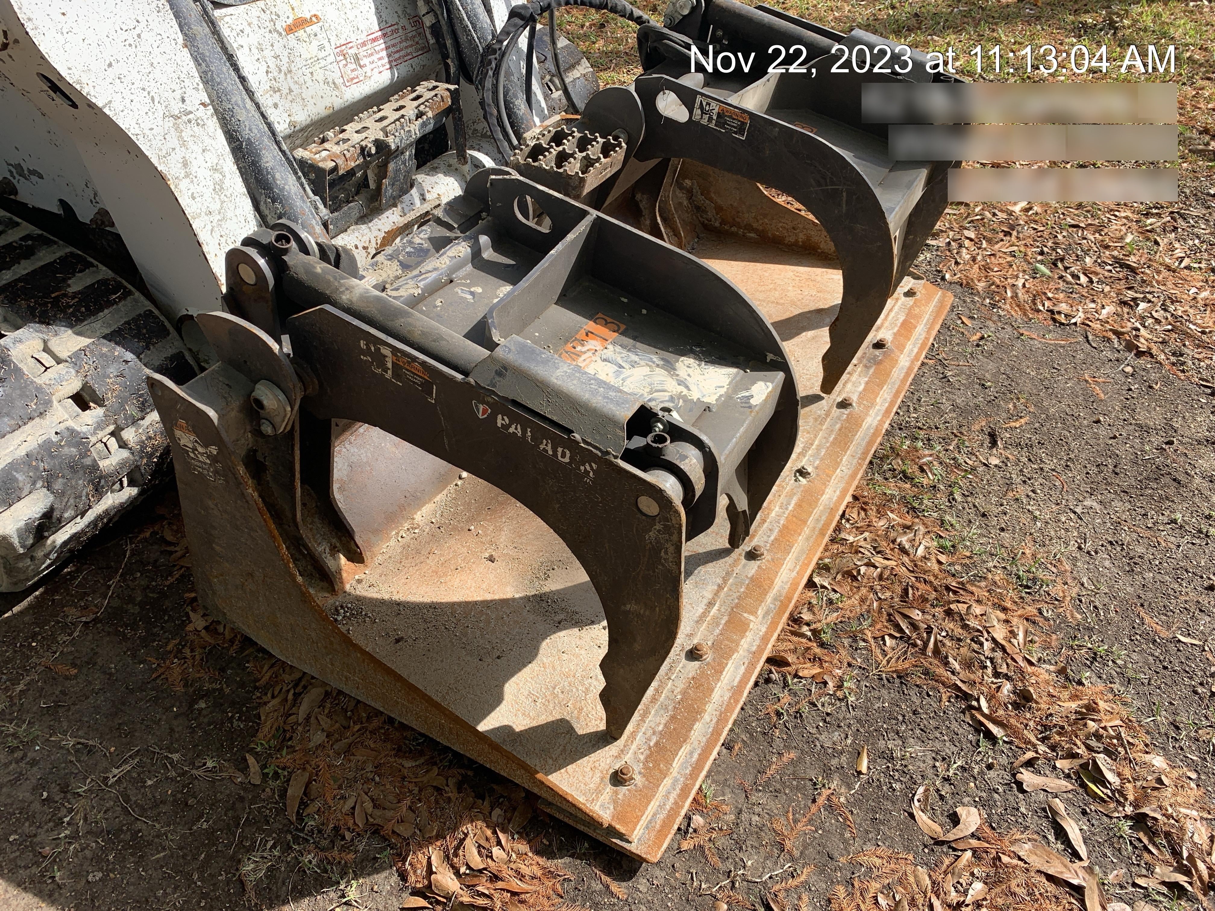 2020 PALADIN 72" Scrap Grapple Bucket - Paladin