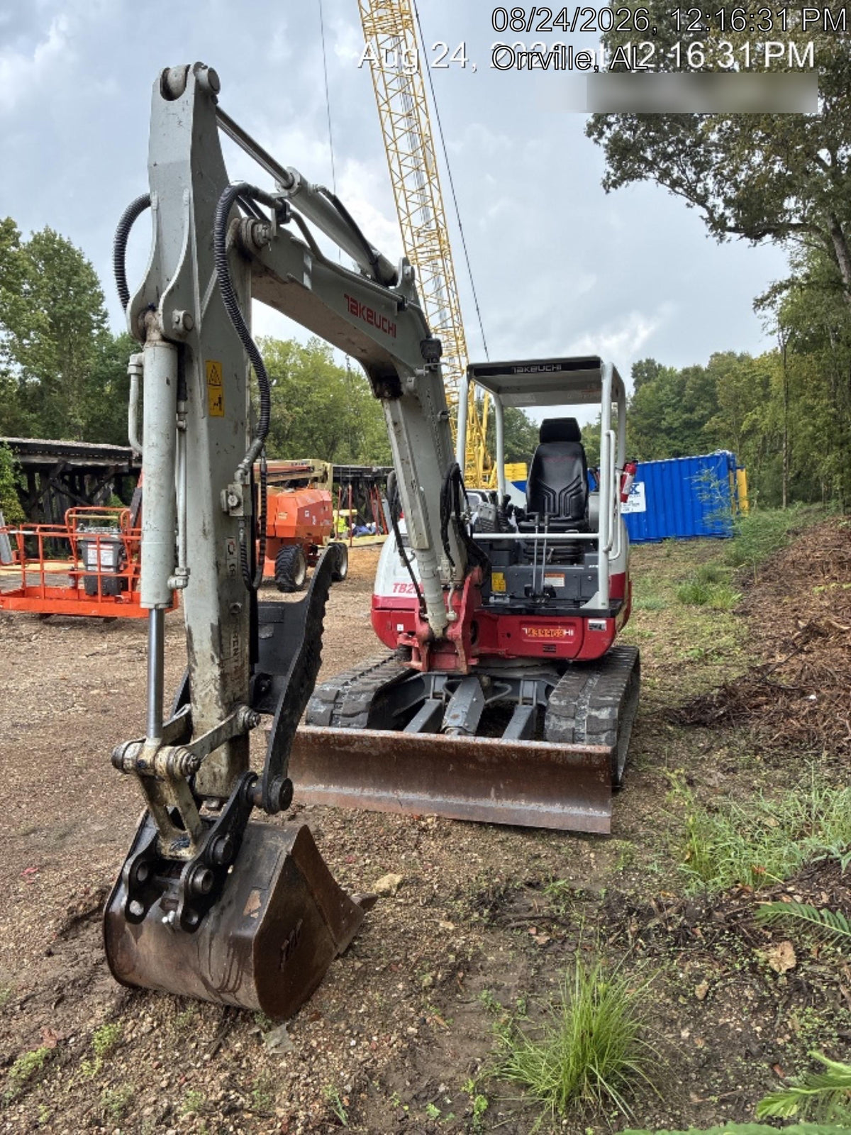 2024 TAKEUCHI TB250-2R