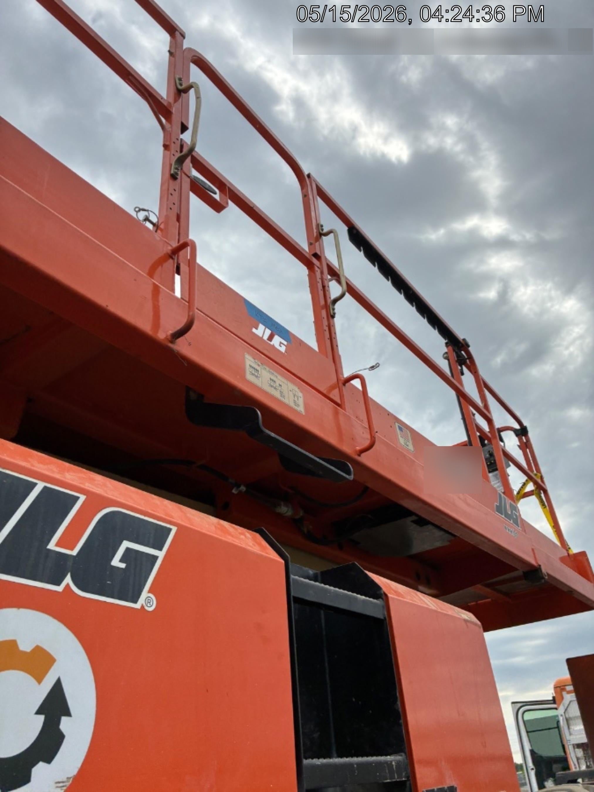 2019 JLG 430LRT