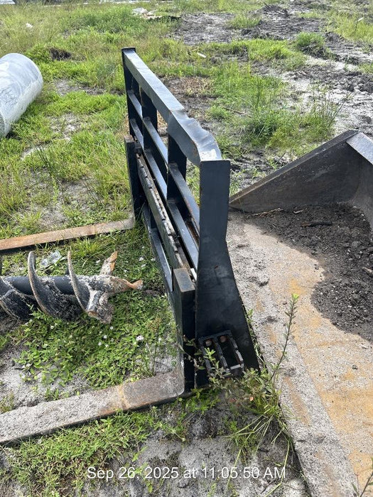 2025 ARROW MATERIAL HANDLING 60" Pallet Forks - Arrow