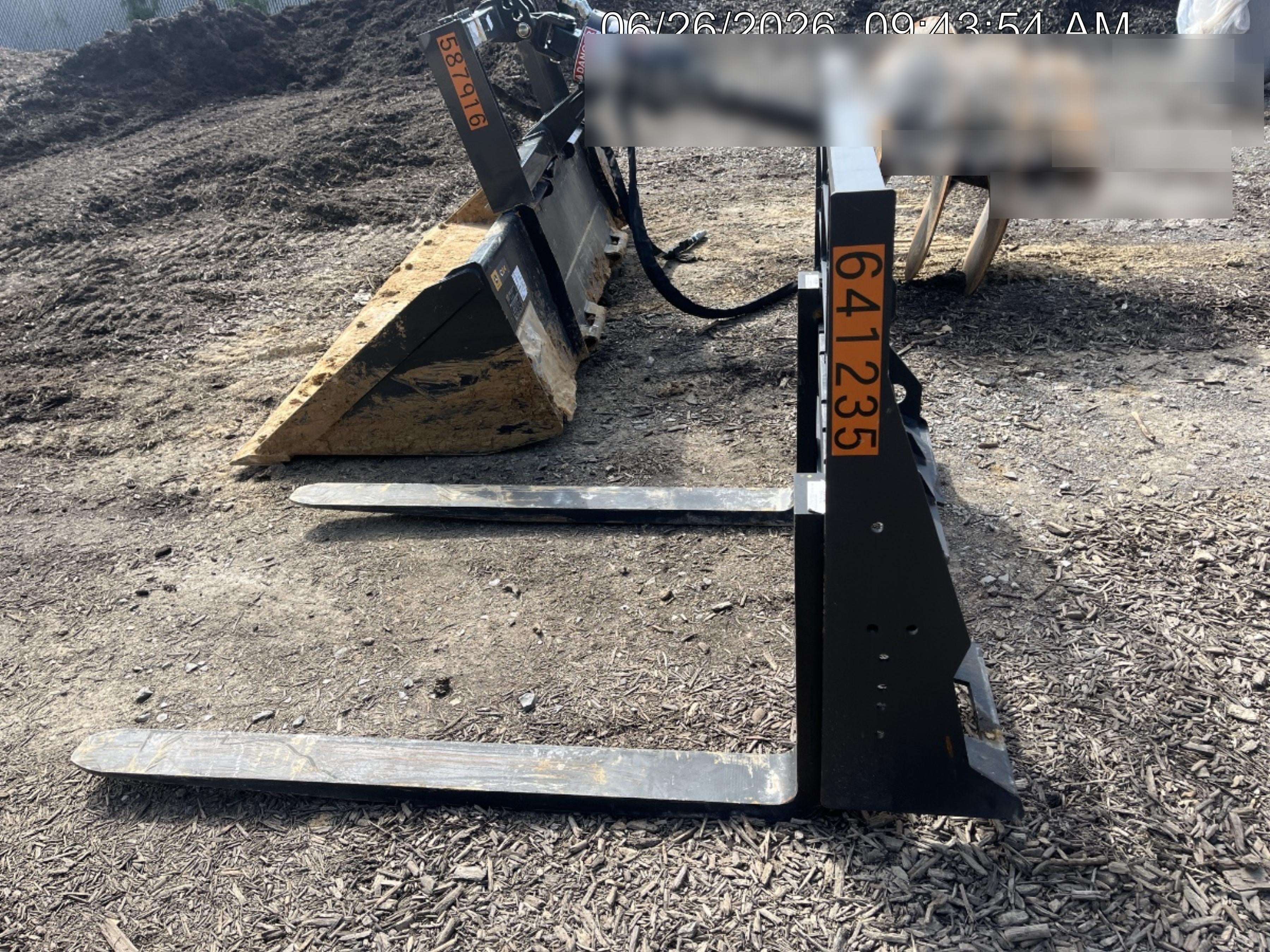 2026 ARROW MATERIAL HANDLING 48" Pallet Forks - Arrow