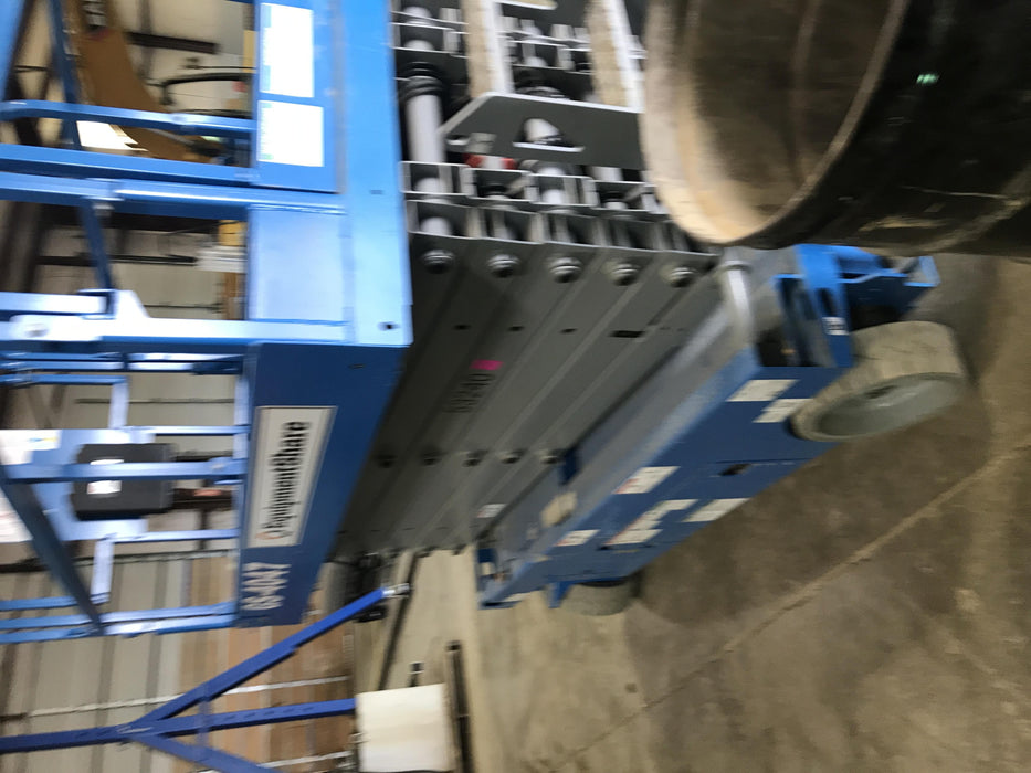 2019 Genie GS-4047 Folding rails with half height swing gate