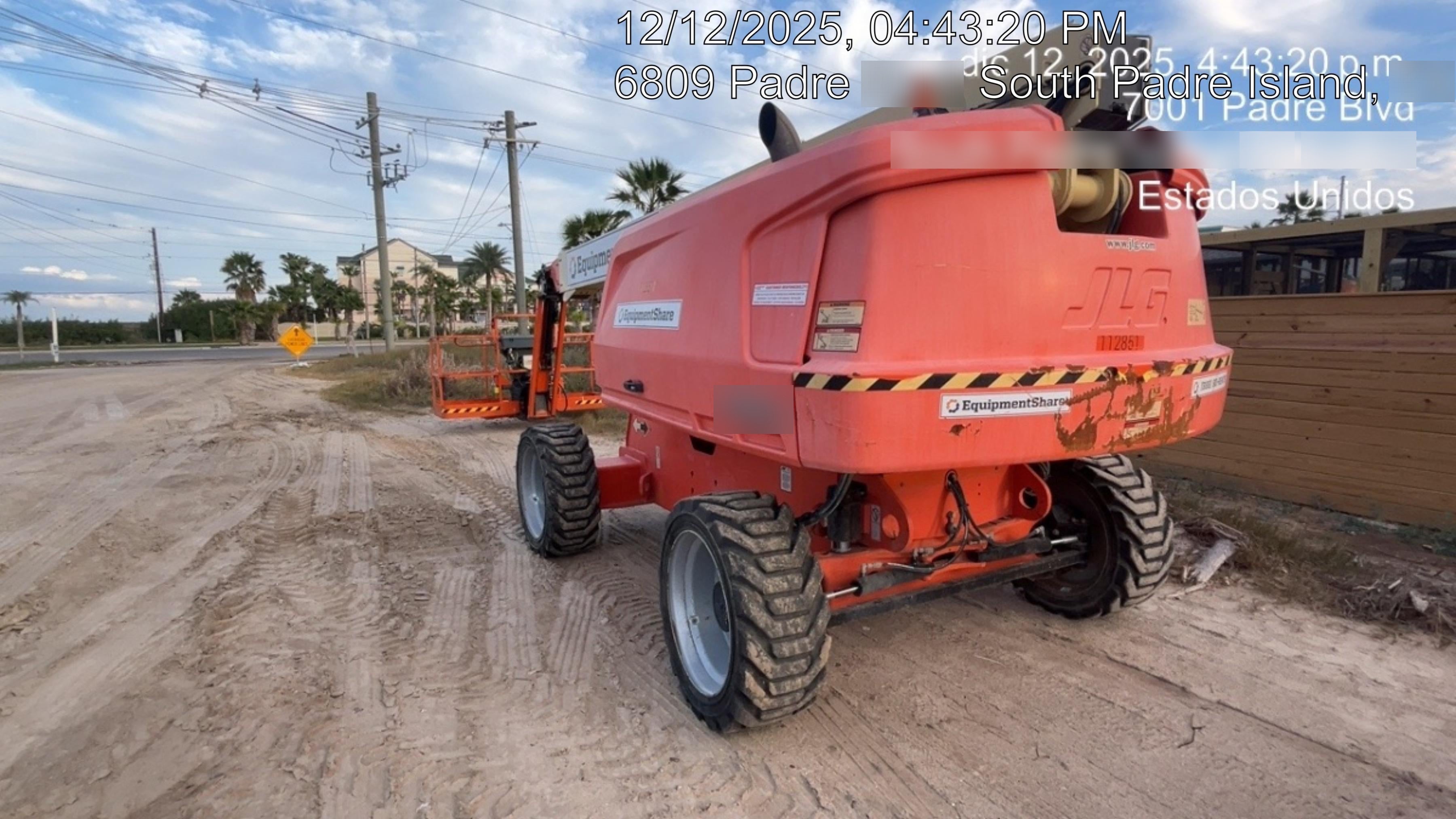 2020 JLG 660SJ