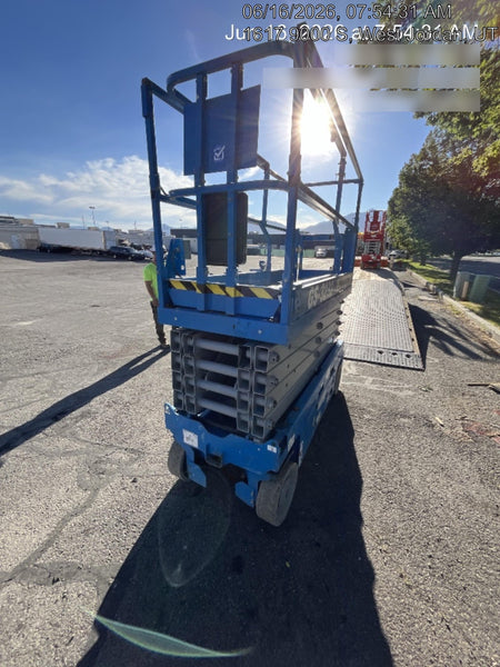 2022 GENIE GS-3232
