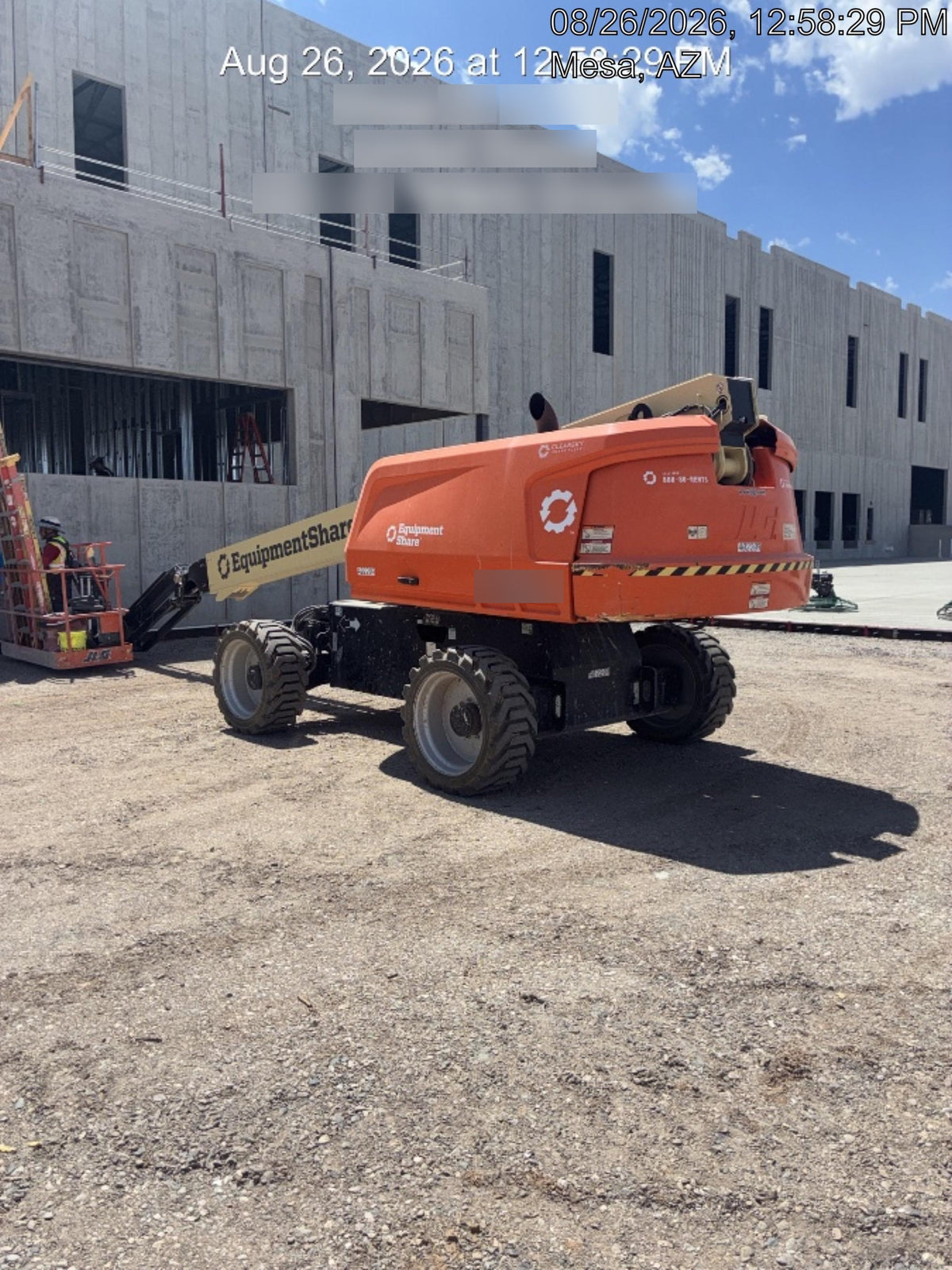 2024 JLG 660SJ