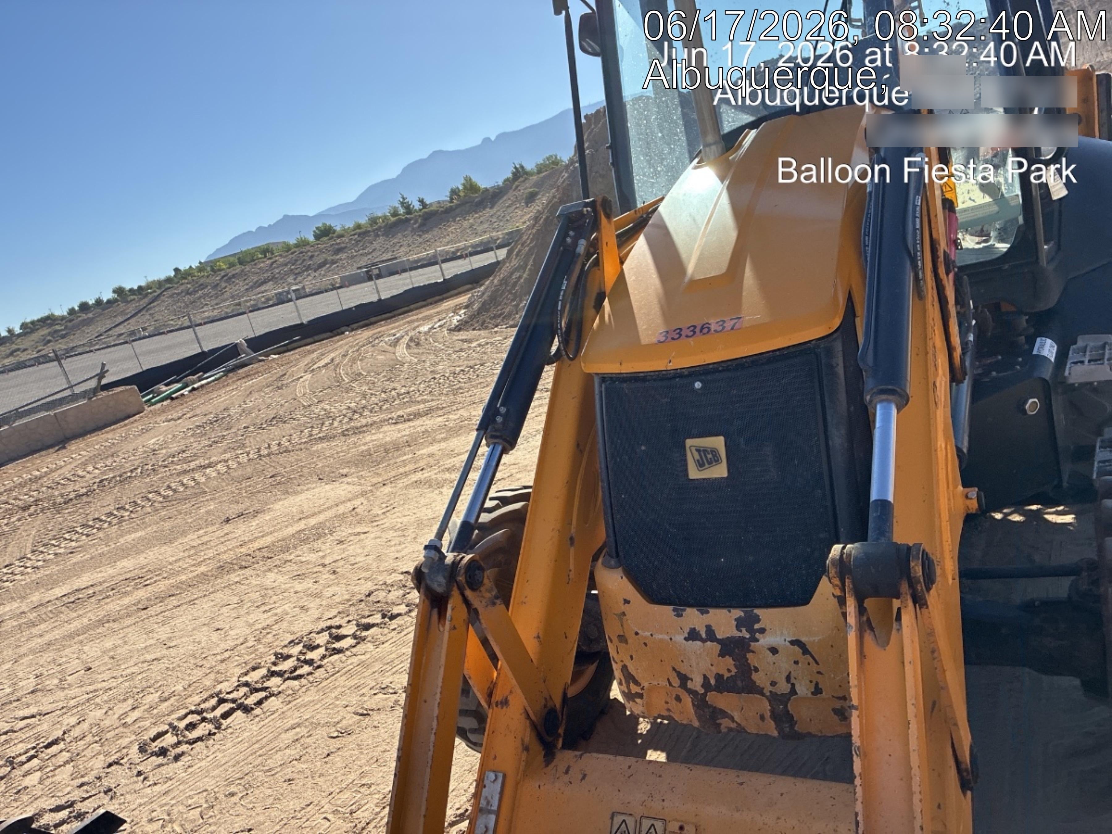 2023 JCB 3CX-14