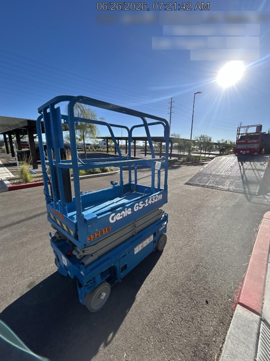 2023 GENIE GS-1432