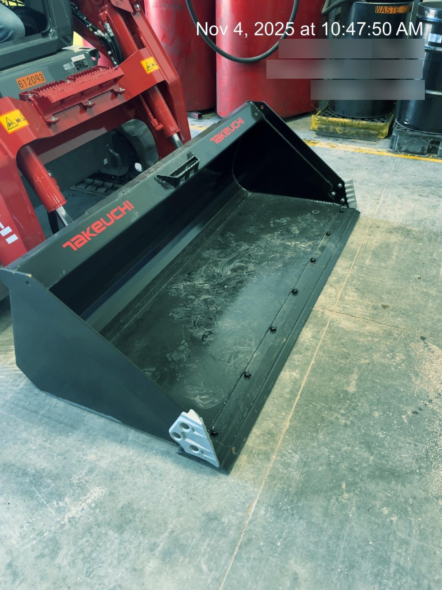 2025 TAKEUCHI 80" Smooth Bucket - Takeuchi
