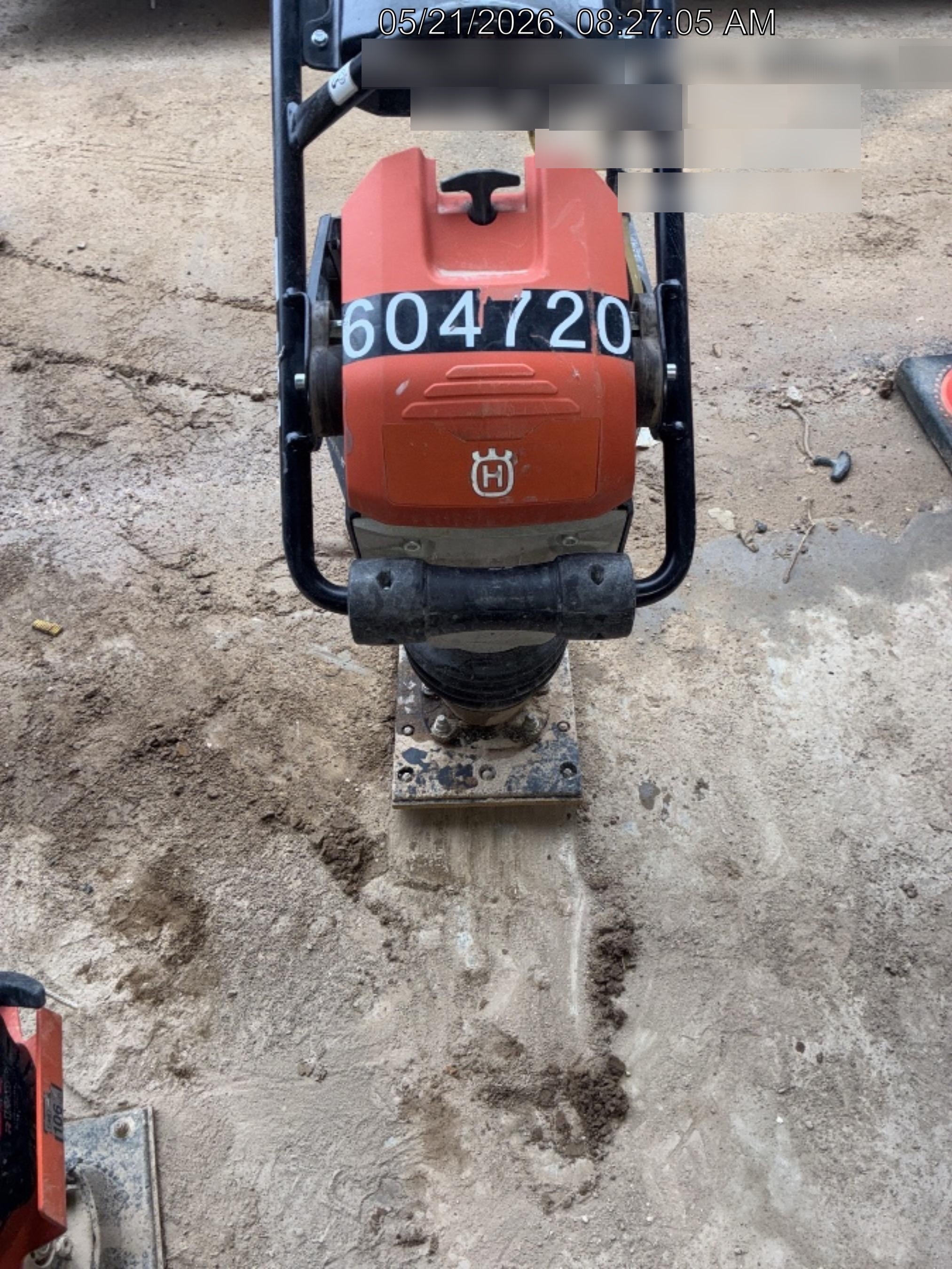 2025 HUSQVARNA LT6005