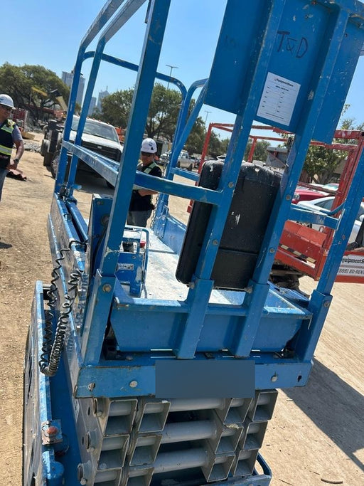 2019 Genie GS-1930 Fixed Rails with Chain Entry