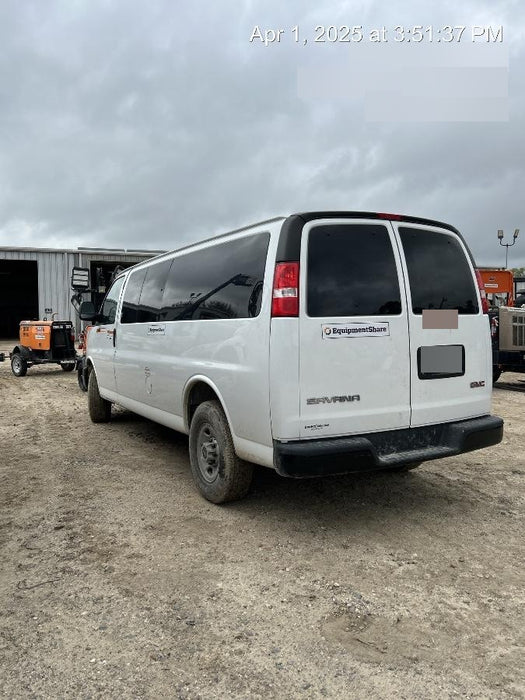 2022 GMC Savana 3500