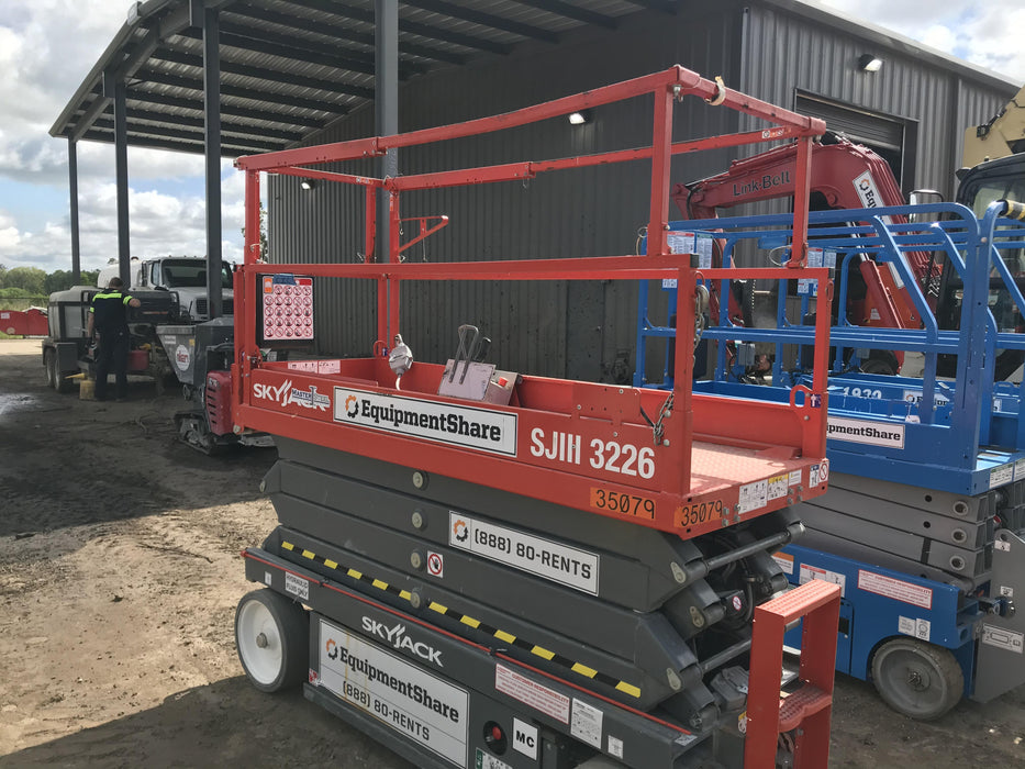 2019 Skyjack SJIII-3226 Standard Options, Trojan Batteries