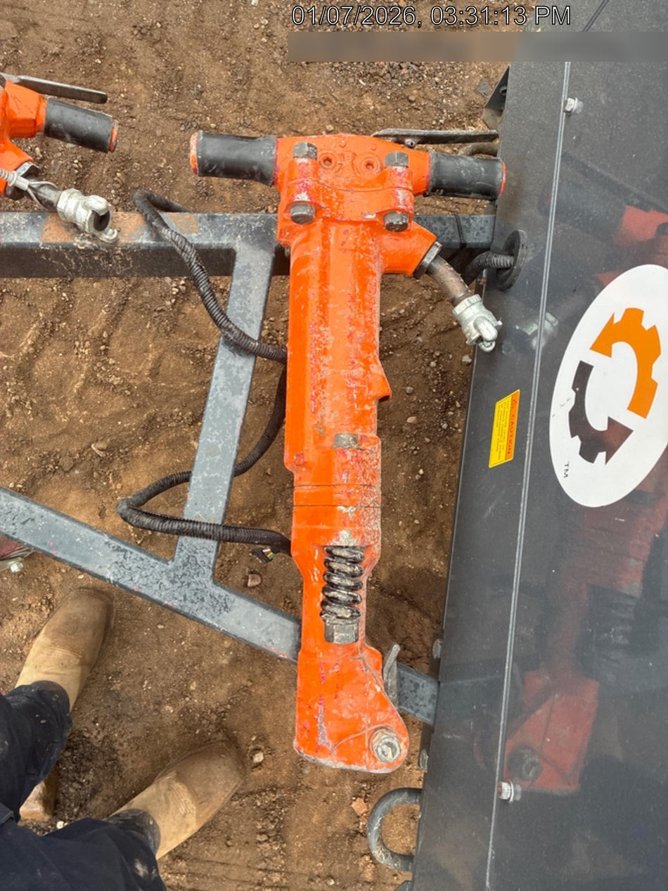 2024 MICHIGAN PNEUMATIC ES-TPB90-118-TRACKER