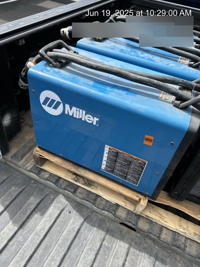 2021 MILLER ELECTRIC XMT 350