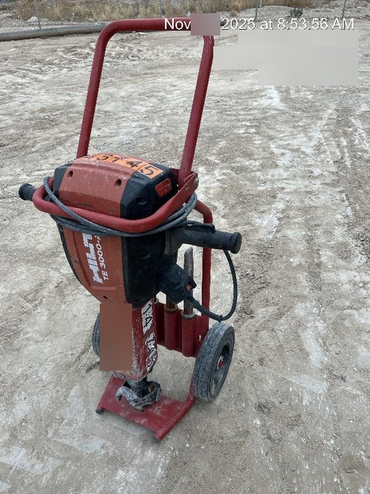 2021 HILTI TE 3000-AVR