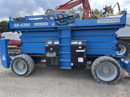 2020 GENIE GS-4390 RT