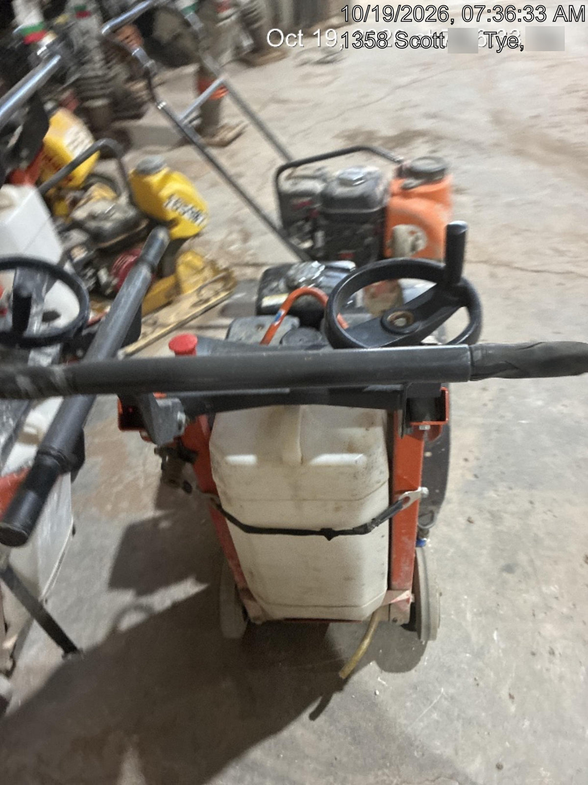 2023 HUSQVARNA FS400