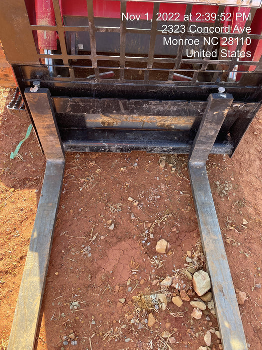 2022 ARROW MATERIAL HANDLING 60" Pallet Forks - Arrow