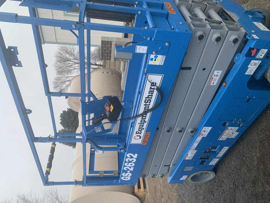 2020 Genie GS-2632 Solid NM Tires, Folding Rails with Half-Height Swing Gate, Beacon, 800W Invertor