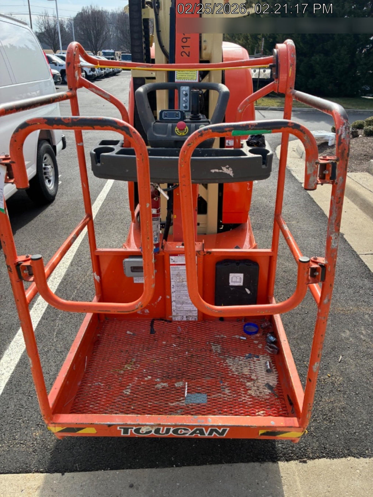 2022 JLG 26E