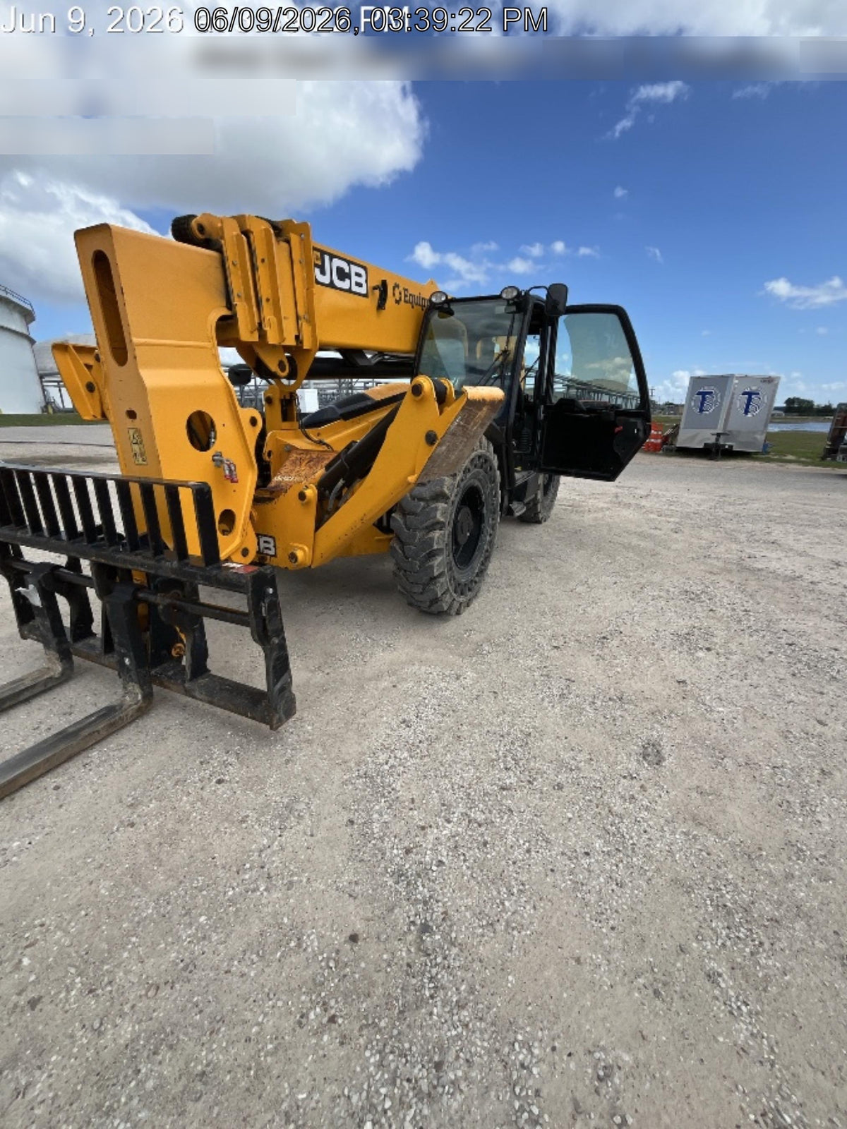 2024 JCB 510-56